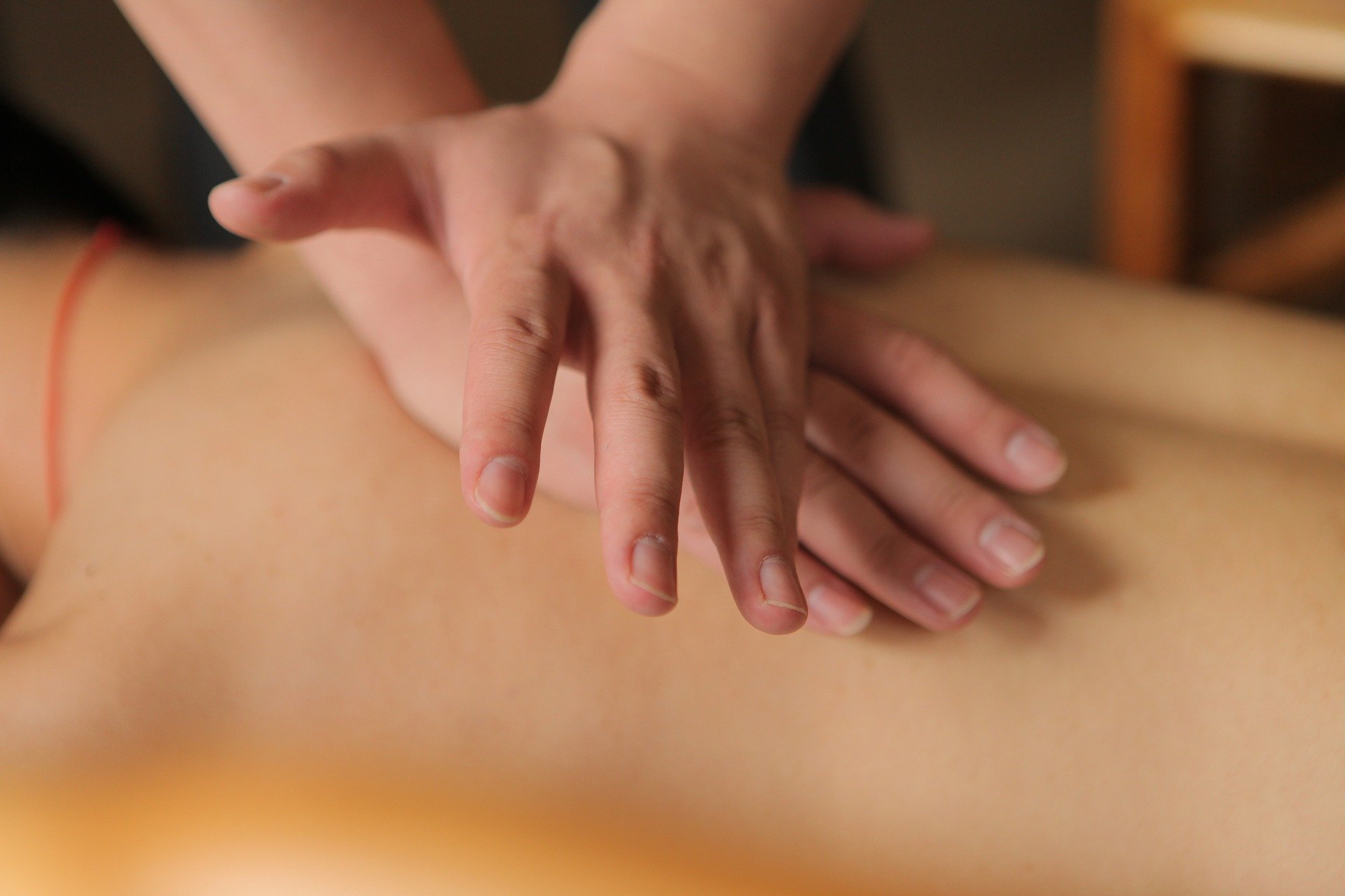helhedsHUSET helkropsmassage